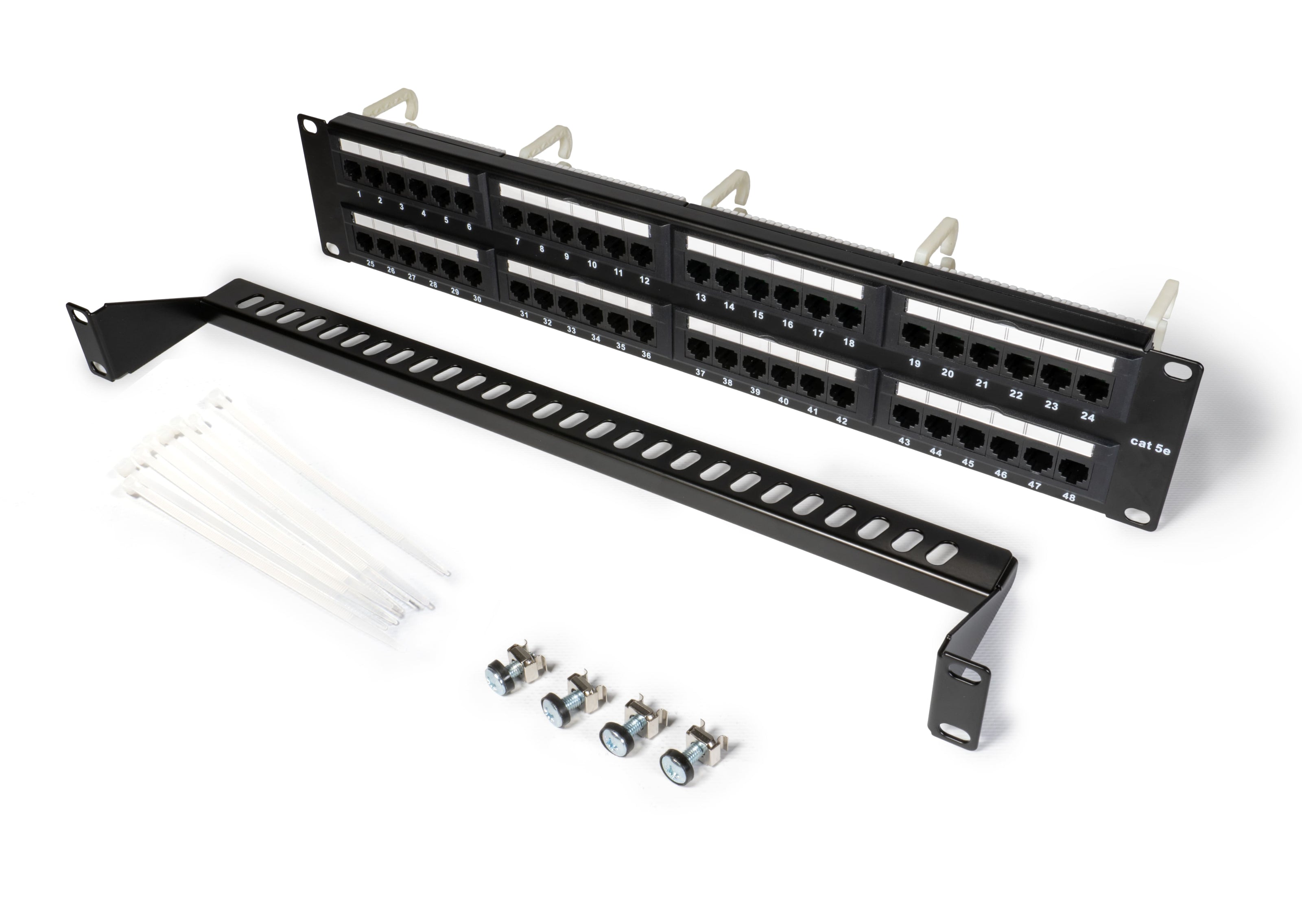 Patch panel U/UTP Cat5e 48 porte RJ45 per armadi rack da 19