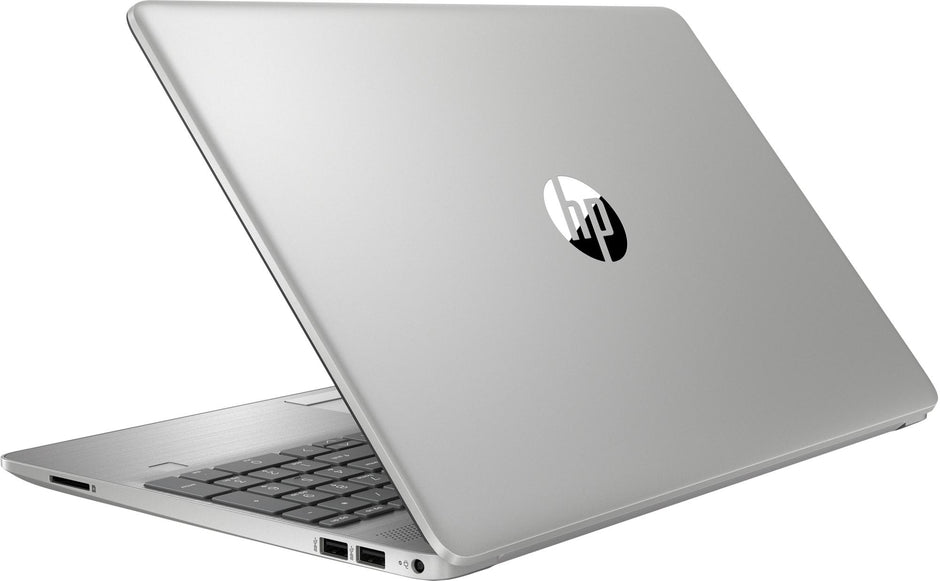 NOTEBOOK HP AMD RYZEN7 5700U 8GB RAM 256GB SSD 15.6 FULLHD W11 PRO 2Y GARANZIA PN:4K7Z7EA